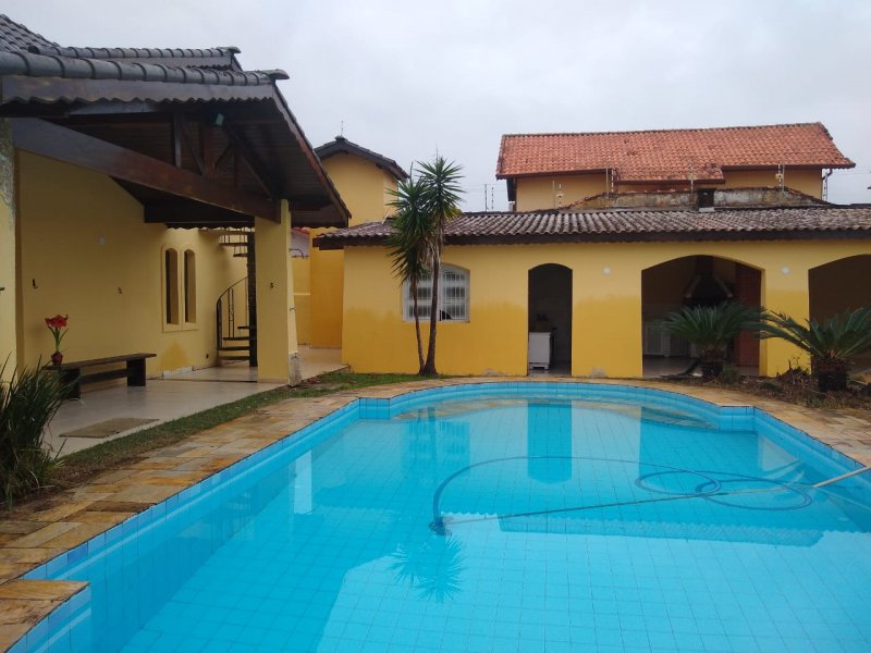 Casa à venda Centro com 198m² e 5 quartos por R$ 820.000 - 79723993-inbound2355002158894403629.jpg