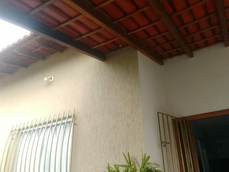 imóvel com 300m² - Guriri - São Mateus