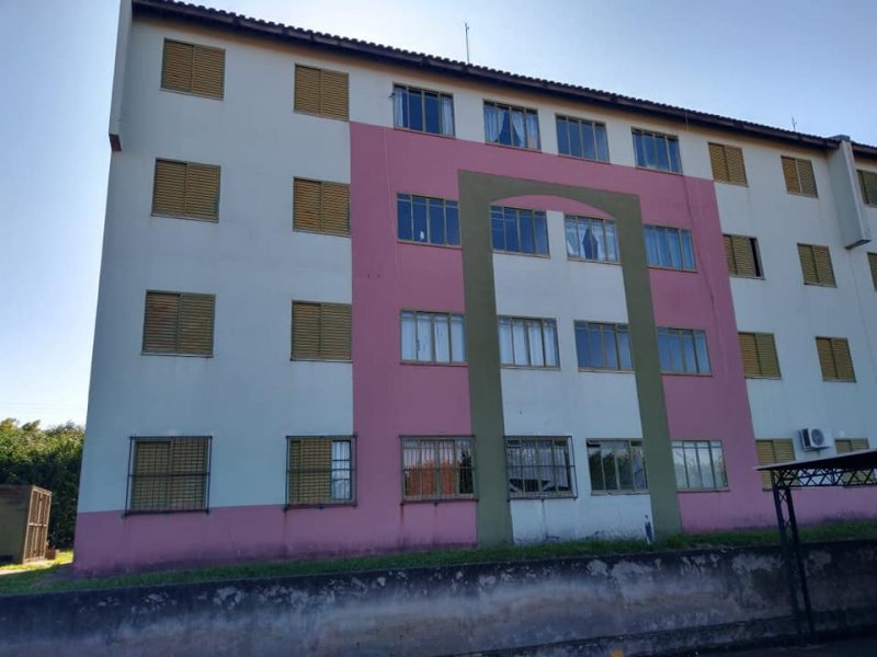 Apartamento à venda Jardim Itaipu com 79m² e 3 quartos por R$ 150.000 - 1860058346-01.jpg