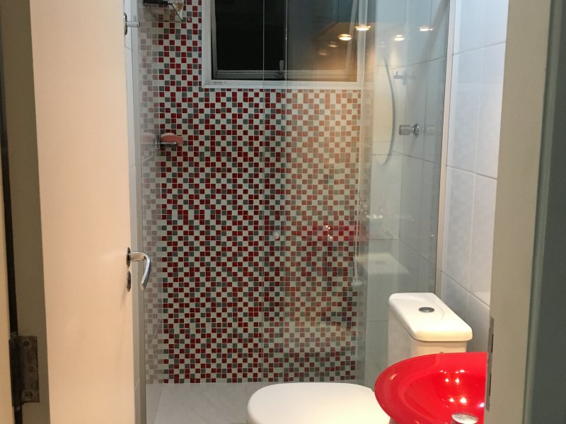 Casa de condomínio à venda Jardim Gilda Maria com 97m² e 3 quartos por R$ 370.000 - 414744405-banheiro-visita.JPG