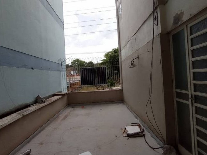 Apartamento à venda Centro com 80m² e 2 quartos por R$ 180.000 - 664754075-terraco-lavanderia.jpg