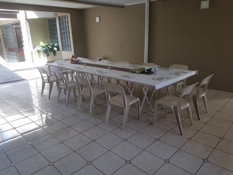 Casa à venda Jardim Paulista I com 297m² e 3 quartos por R$ 980.000 - 1089813329-9-garagem-arrumada-como-salao-de-festas.jpg