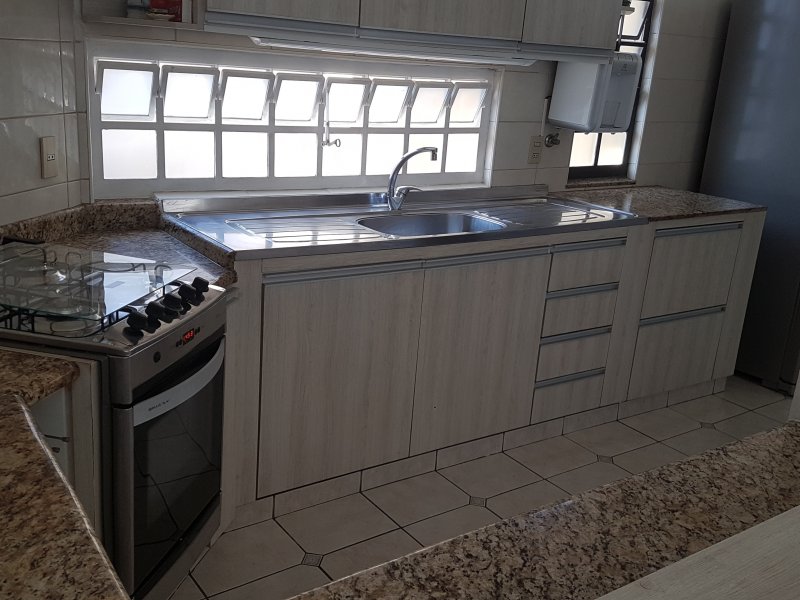 Casa à venda Jardim Paulista I com 297m² e 3 quartos por R$ 980.000 - 2034924833-28-cozinha.jpg