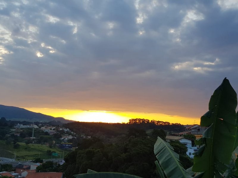 Casa à venda Jardim Paulista I com 297m² e 3 quartos por R$ 980.000 - 747979946-60-vista-sacada-tarde.jpeg