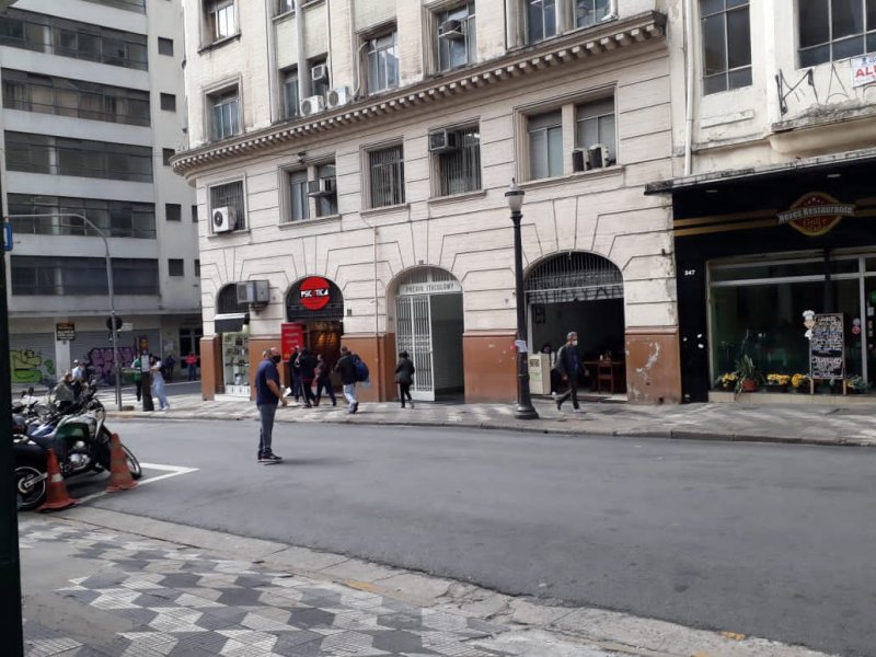 Comercial à venda Sé com 58m² e 1 quarto por R$ 180.000 - 1852239974-a8f0a738-1380-4fd5-8741-de14ce9426db.jpeg