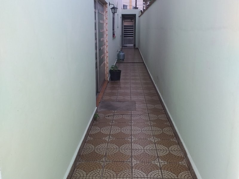 Casa à venda Vila Nova Cachoeirinha com 175m² e 5 quartos por R$ 840.000 - 681527883-corredor-lateral-fundo.jpg