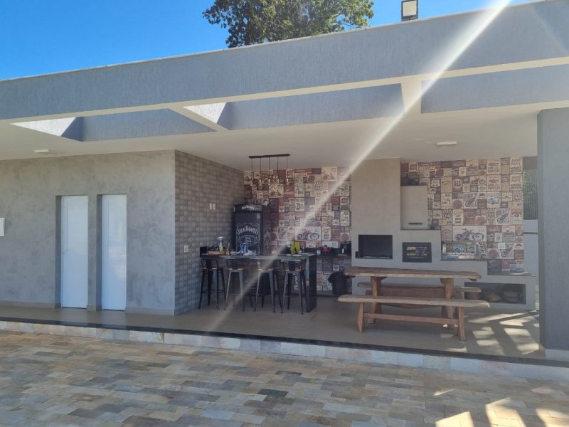Casa de condomínio à venda Centro com 1075m² e 5 quartos por R$ 1.499.000 - 1081645306-4c6a01fe-2bbd-4ebb-9233-ff9a114d3973.jpeg