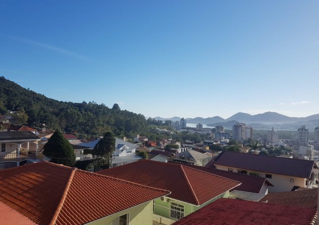 imóvel com 64m²