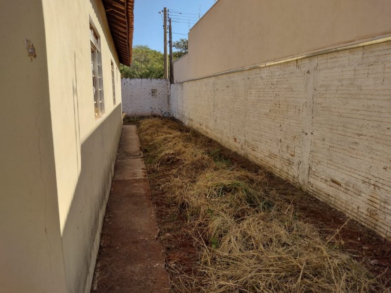 Terreno à venda Villagio Di Roma com 575m² e 1 quarto por R$ 350.000 - 462051776-whatsapp-image-2021-07-12-at-14.jpeg