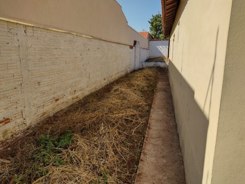 Terreno à venda Villagio Di Roma com 575m² e 1 quarto por R$ 350.000 - 558539238-whatsapp-image-2021-07-12-at-14.jpeg