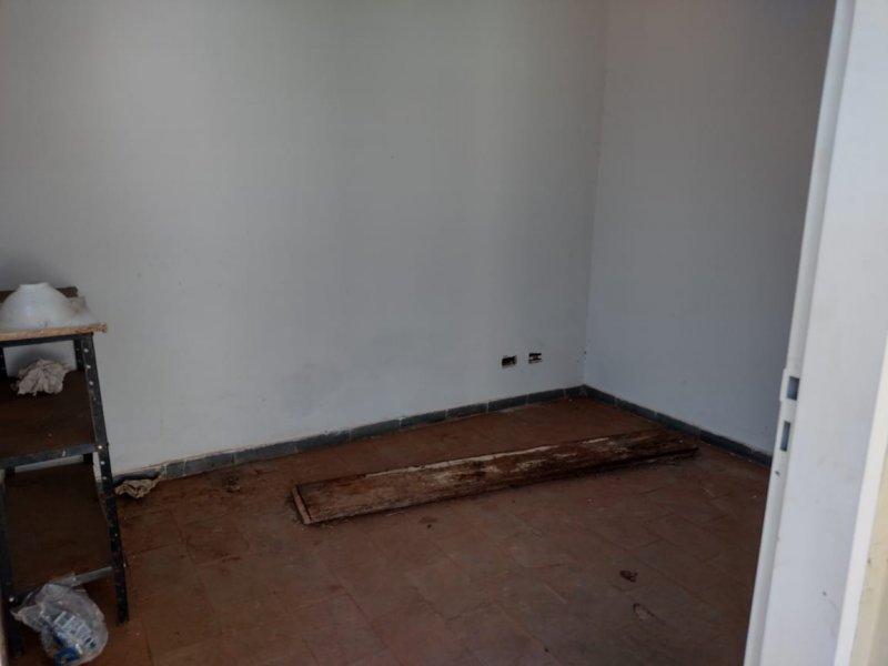 Terreno à venda Villagio Di Roma com 575m² e 1 quarto por R$ 350.000 - 897253249-whatsapp-image-2021-07-12-at-14.jpeg