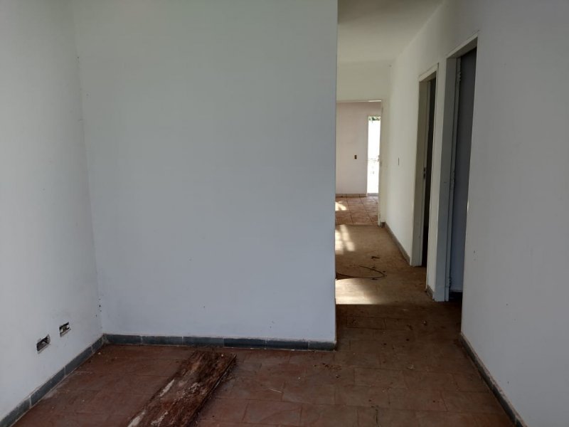 Terreno à venda Villagio Di Roma com 575m² e 1 quarto por R$ 350.000 - 986940909-whatsapp-image-2021-07-12-at-14.jpeg