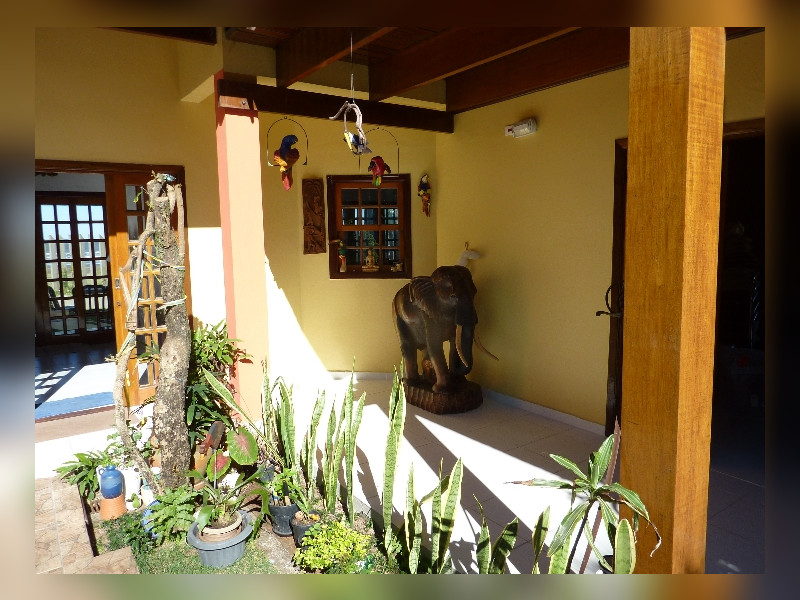 imóvel com 310m² - Centro - Peruíbe