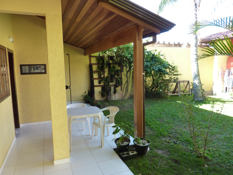 imóvel com 310m² - Centro - Peruíbe
