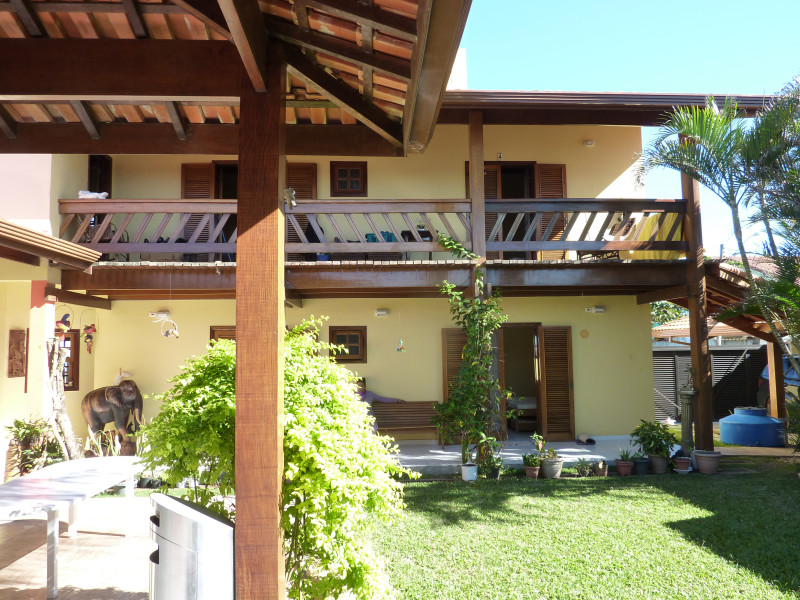 imóvel com 310m² - Centro - Peruíbe