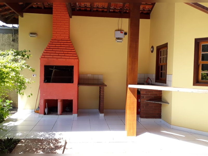 imóvel com 310m² - Centro - Peruíbe