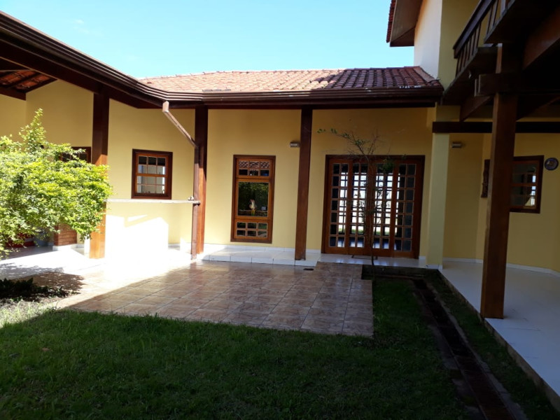 imóvel com 310m² - Centro - Peruíbe