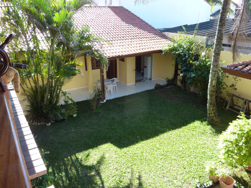 imóvel com 310m² - Centro - Peruíbe