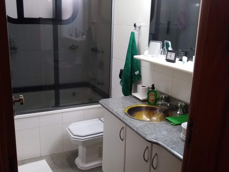 Apartamento à venda Vila Osasco com 140m² e 3 quartos por R$ 650.000 - 671752037-suite-6-banheiro.jpg
