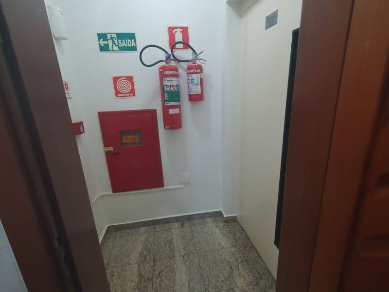 Apartamento à venda Vila Osasco com 140m² e 3 quartos por R$ 650.000 - 776502113-hall-servico-1.jpg