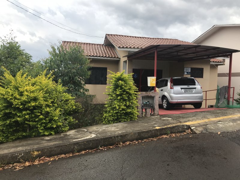 Casa à venda Flamengo com 70m² e 3 quartos por R$ 185.000 - 2111416015-2c1258ca-da86-4f92-b55f-21d83999220b.jpeg