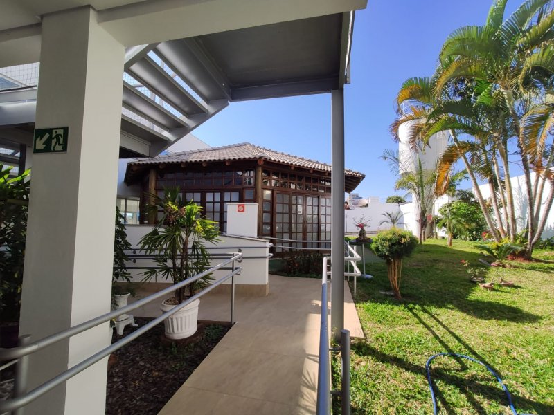 Comercial para alugar Santa Mônica com 17m² e 1 quarto por R$ 1.100 - 1129044880-whatsapp-image-2021-07-14-at-09.jpeg