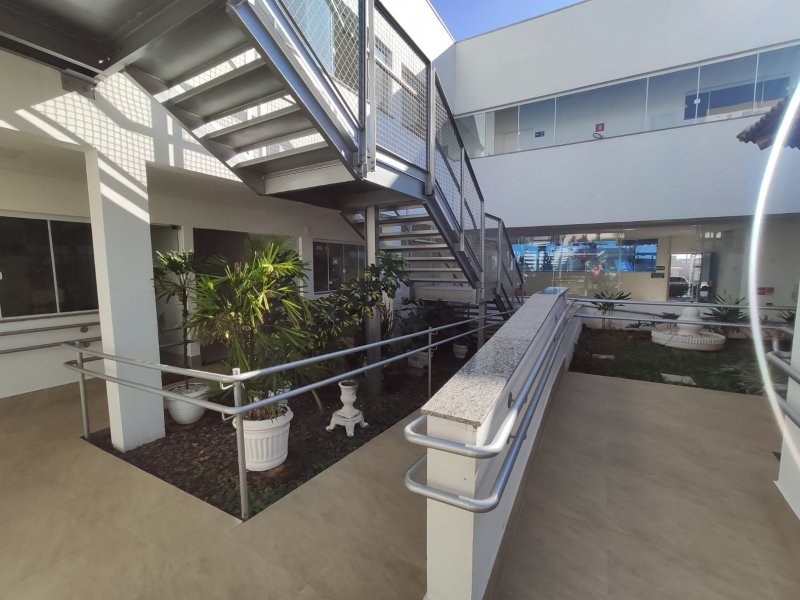 Comercial para alugar Santa Mônica com 17m² e 1 quarto por R$ 1.100 - 1750349155-whatsapp-image-2021-07-14-at-09.jpeg