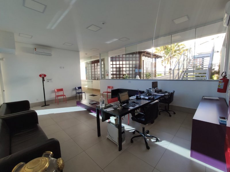 Comercial para alugar Santa Mônica com 17m² e 1 quarto por R$ 1.100 - 279282900-whatsapp-image-2021-07-14-at-09.jpeg