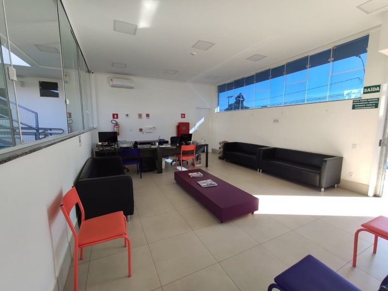 Comercial para alugar Santa Mônica com 17m² e 1 quarto por R$ 1.100 - 971919072-whatsapp-image-2021-07-14-at-09.jpeg