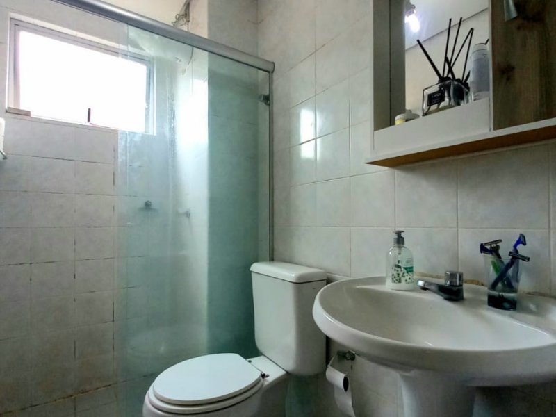 imóvel com 86m² - Medianeira - Porto Alegre
