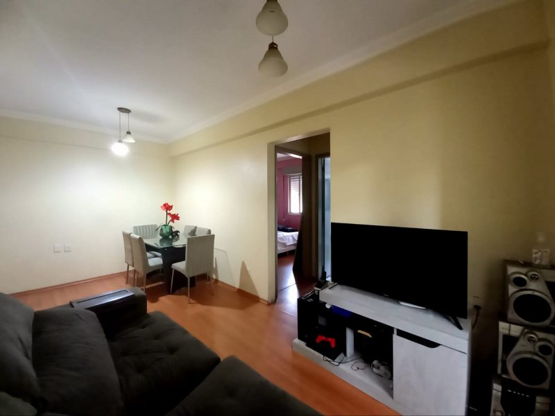 imóvel com 86m² - Medianeira - Porto Alegre