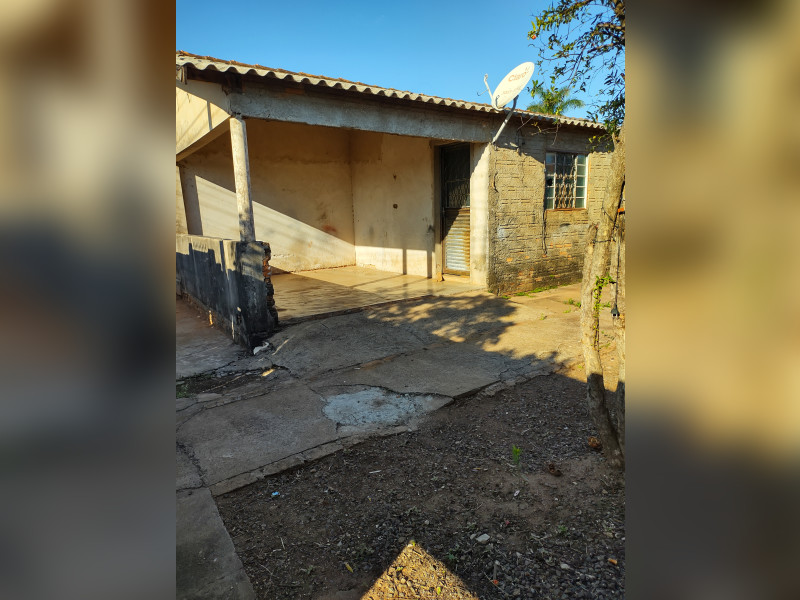 Casa à venda Parque Alvorada com 127m² e 2 quartos por R$ 135.000 - img-20220811-161718793-hdr.jpg
