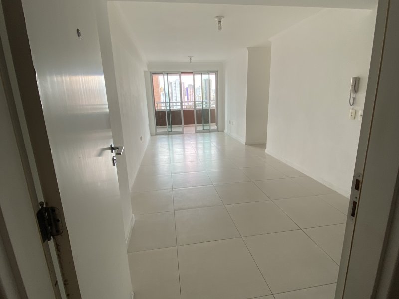 Apartamento à venda Praia de Iracema com 80m² e 3 quartos por R$ 695.000 - 100690969-img-1916jpg.jpg