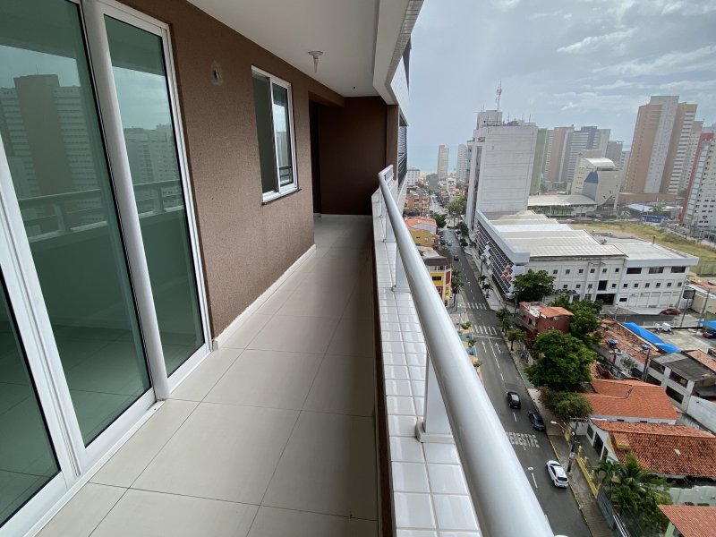 Apartamento à venda Praia de Iracema com 80m² e 3 quartos por R$ 695.000 - 1537468216-img-1932jpg.jpg