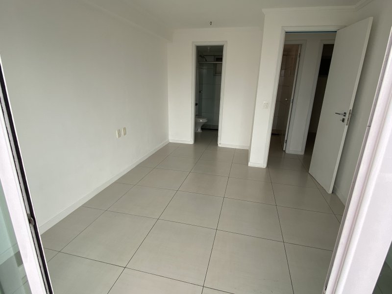 Apartamento à venda Praia de Iracema com 80m² e 3 quartos por R$ 695.000 - 696453650-img-1929jpg.jpg