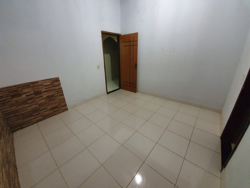 Casa à venda Centro com 157m² e 2 quartos por R$ 180.000 - 923937748-300767c1-2435-42f4-b788-2ce1762bb30b.jpeg