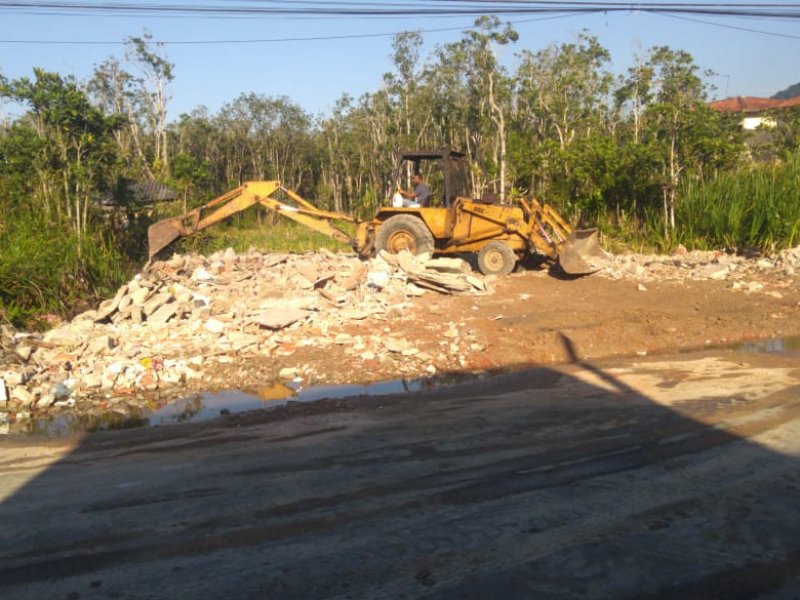 Terreno à venda Balneario Palmeiras com 627m² e 1 quarto por R$ 200.000 - 934198577-img-20210421-wa0004.jpg