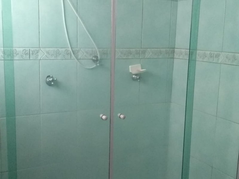 Apartamento à venda Centro com 148m² e 3 quartos por R$ 760.000 - 1422171622-banheiro-suite.jpeg