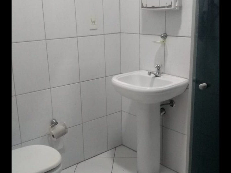 Apartamento à venda Centro com 148m² e 3 quartos por R$ 760.000 - 50425534-banheiro-do-corredor.jpeg