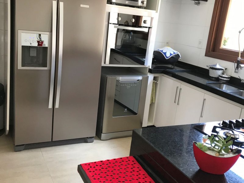 imóvel com 296m² - Vila Santista - Atibaia