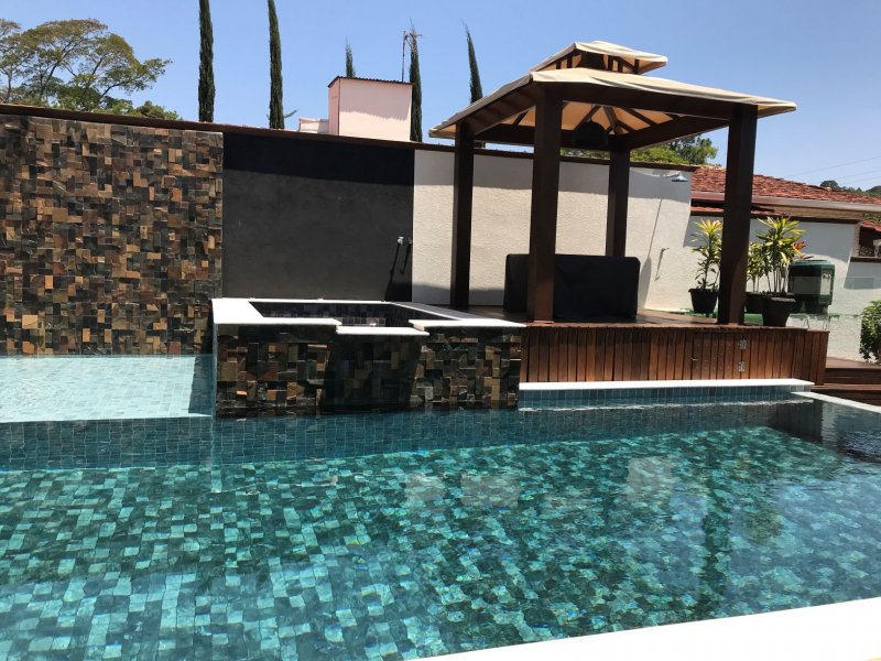 imóvel com 296m² - Vila Santista - Atibaia