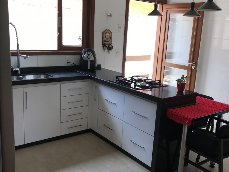 imóvel com 296m² - Vila Santista - Atibaia