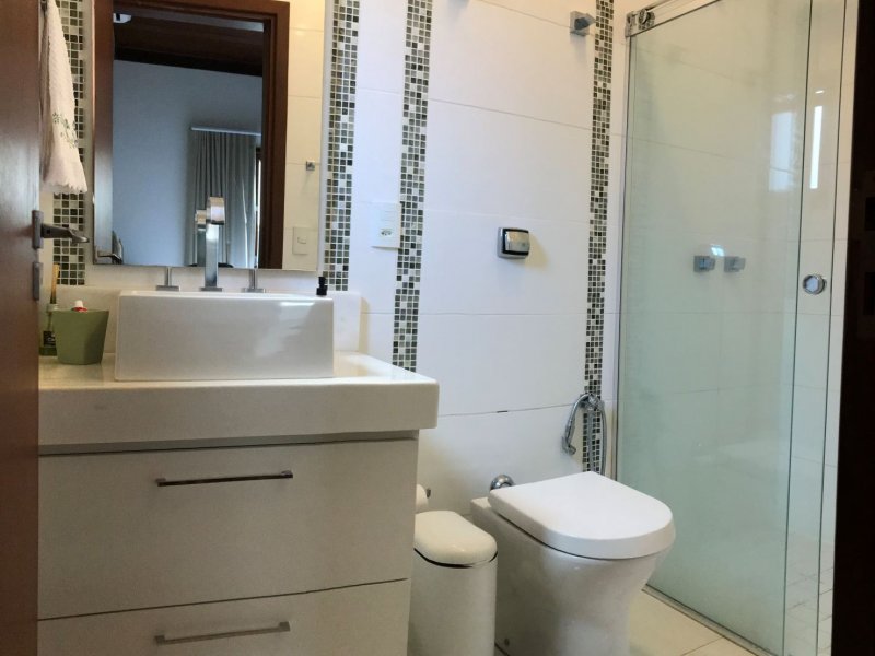 imóvel com 296m² - Vila Santista - Atibaia