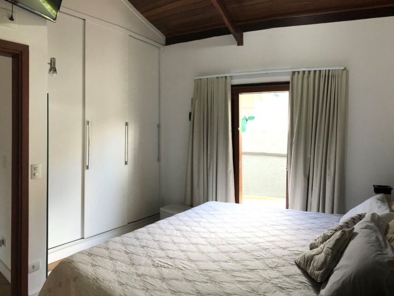 imóvel com 296m² - Vila Santista - Atibaia
