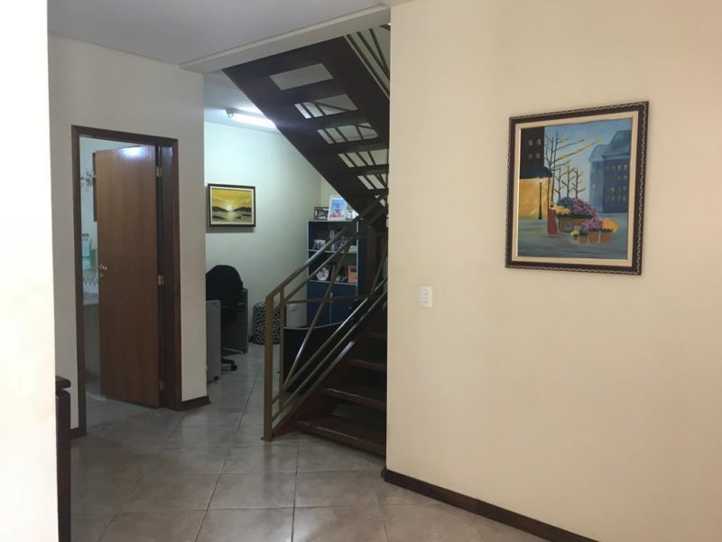 Casa à venda Vila Junqueira com 335m² e 4 quartos por R$ 850.000 - 1355616877-73ba71de-c8a8-41fc-9ed0-f6be9a6a2e65.jpg