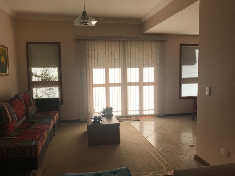 Casa à venda Vila Junqueira com 335m² e 4 quartos por R$ 850.000 - 683433649-f62e7edb-24b1-486b-a927-b81275bacdbe.jpg