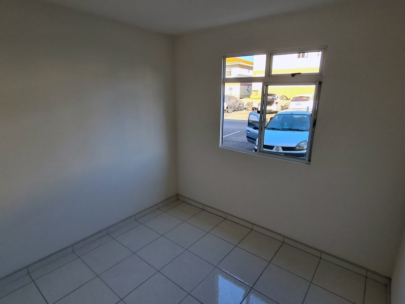 Apartamento à venda Santa Terezinha com 46m² e 2 quartos por R$ 124.000 - 262037613-10.jpg