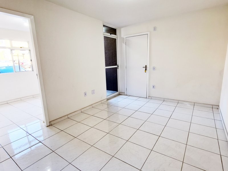 Apartamento à venda Santa Terezinha com 46m² e 2 quartos por R$ 124.000 - 699010838-03.jpg