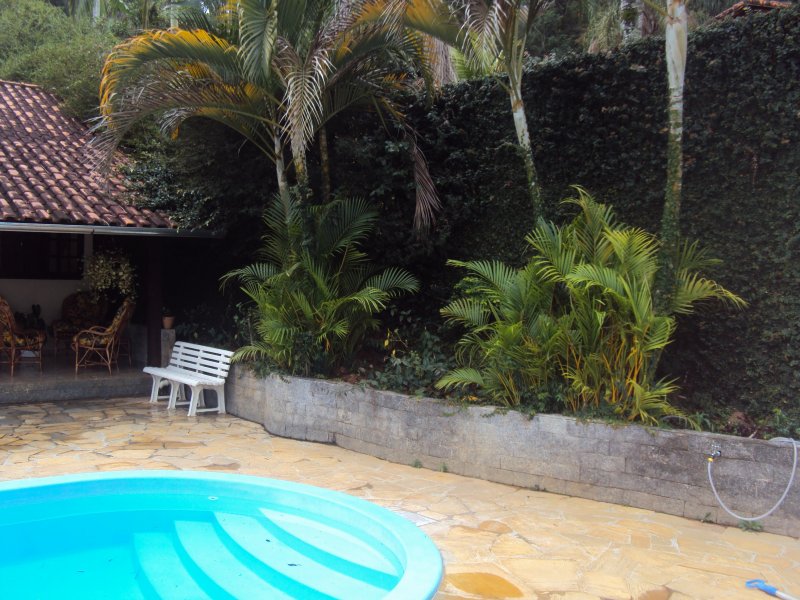 imóvel com 1200m² - Centro - Simao Pereira