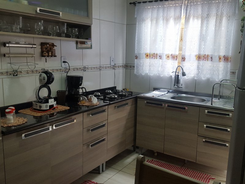 Casa à venda Jardim Cruzeiro com 250m² e 3 quartos por R$ 420.000 - 2144326333-cozinha-15.jpg